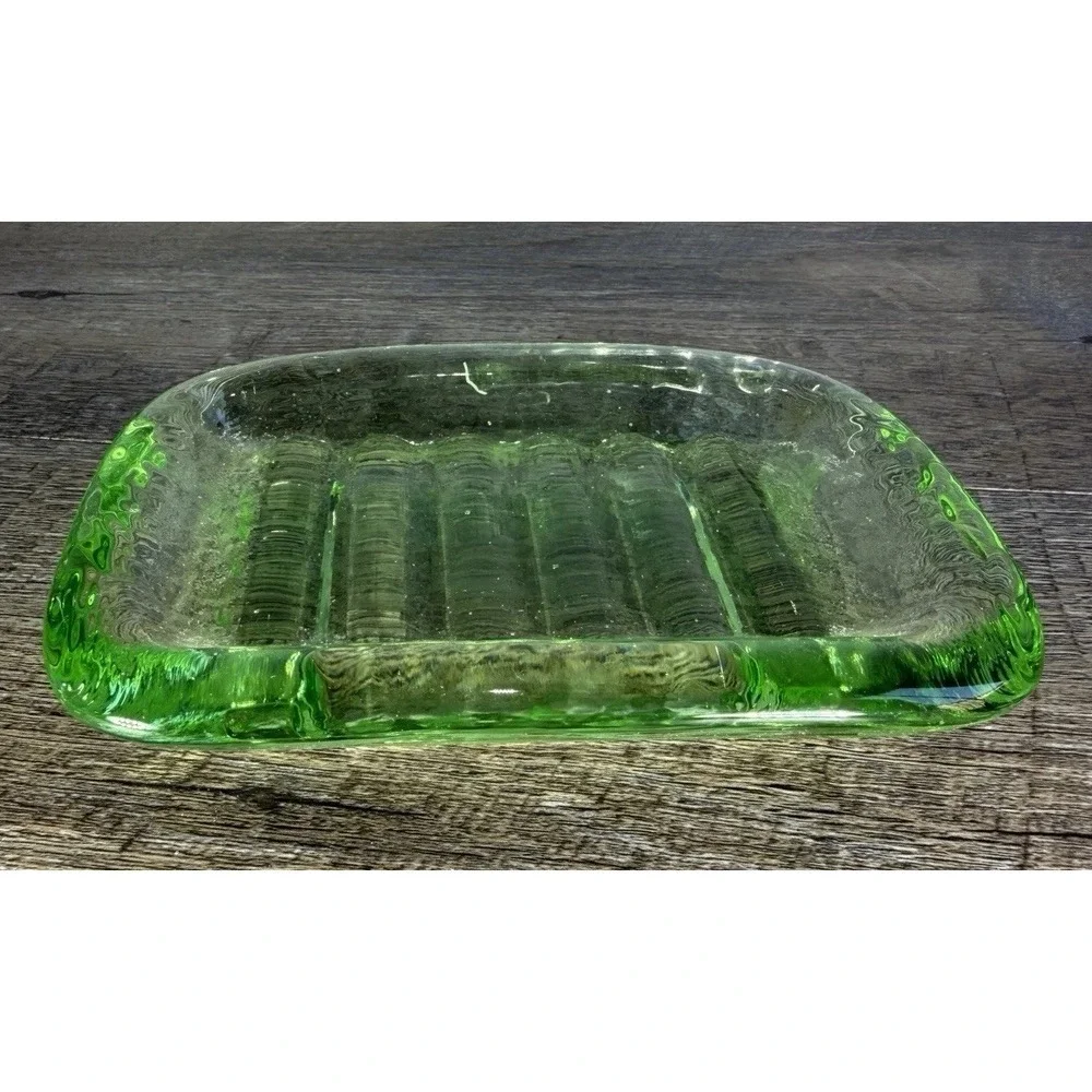 Vintage Fire and Light Recycled Art Glass Soap Dish Celery Green No Chips